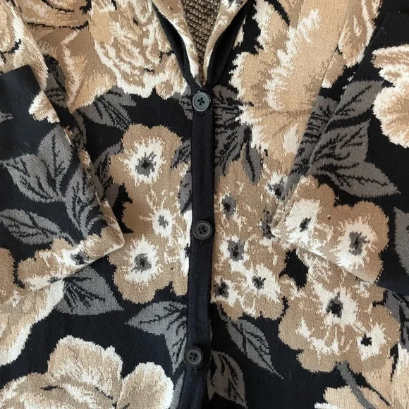 Jacket - Picture 4 of 7